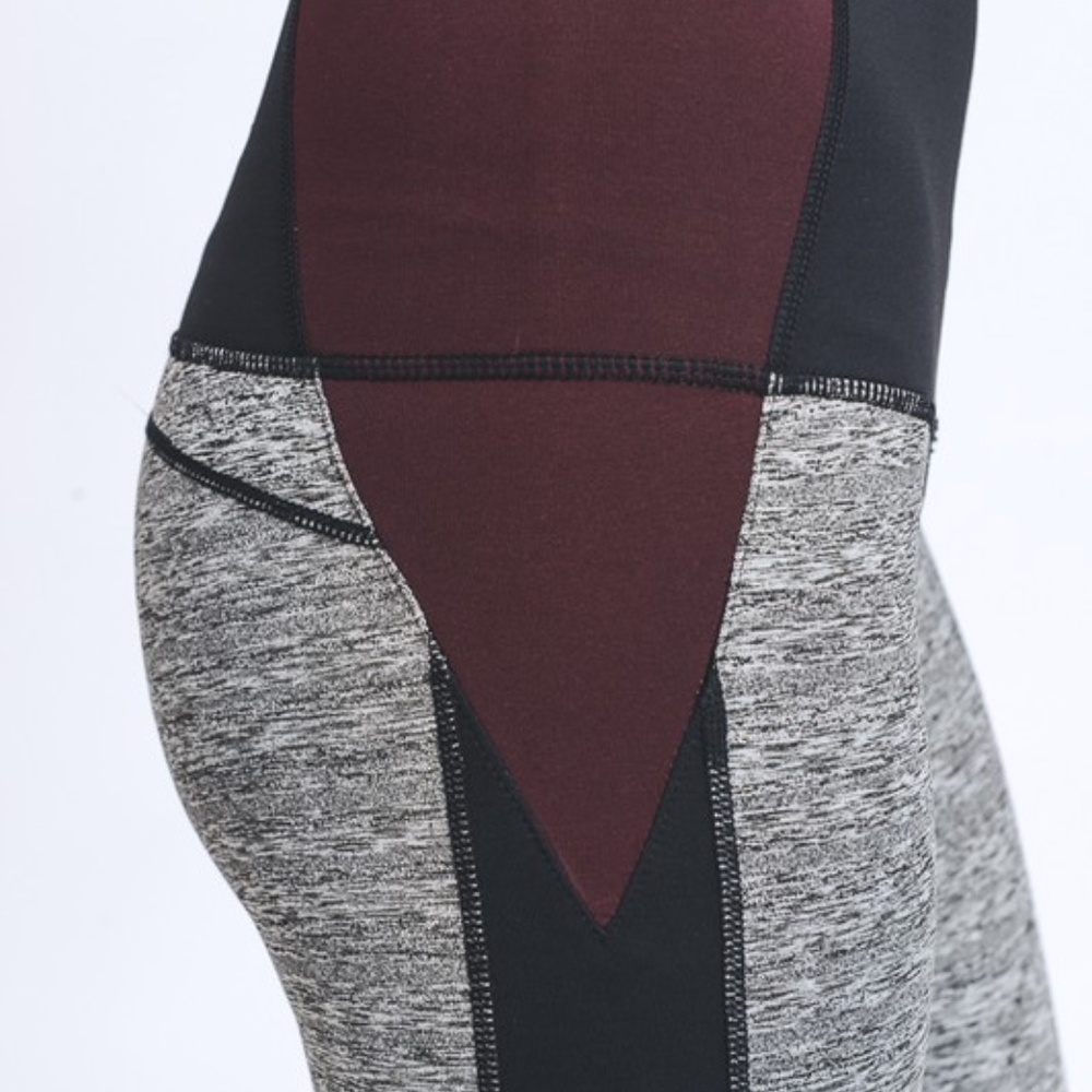 Highwaist color block Capri Leggings - Picture 3 of 3